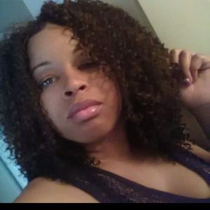 Meet your Posher, Denisha